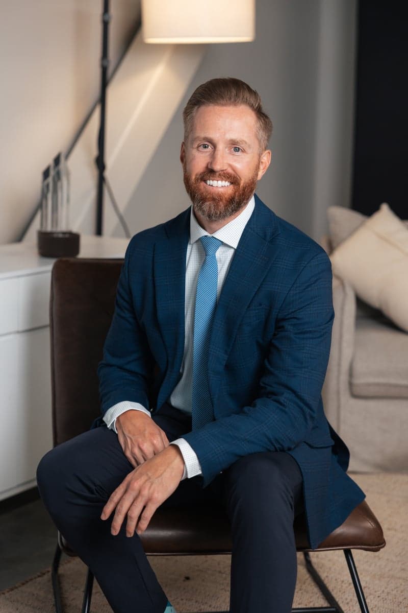 Stephen, Sales Agent